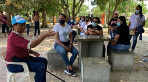 La comunidad compartió con los voluntarios La comunidad y los voluntarios